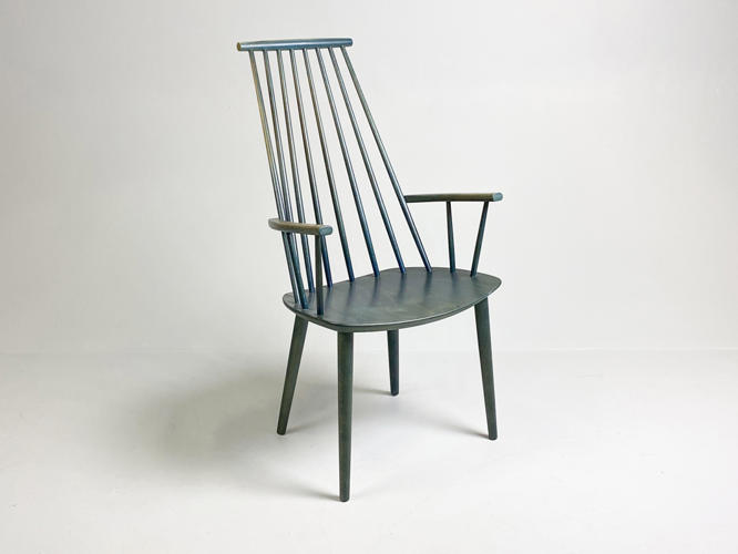 High-back armchair, model J110, green stained wood frame with lattice back. Made at FDB with a label from here, model J110. H. 106 cm. Seat height 45 cm. With signs of wear and a few marks and scuffs.